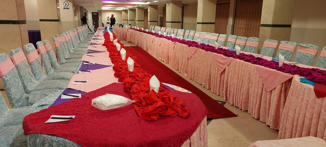 Grace Crown Hotel Islamabad Esterno foto