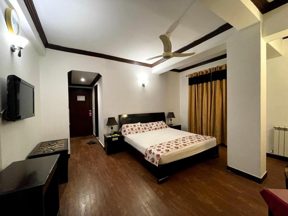 Grace Crown Hotel Islamabad Esterno foto