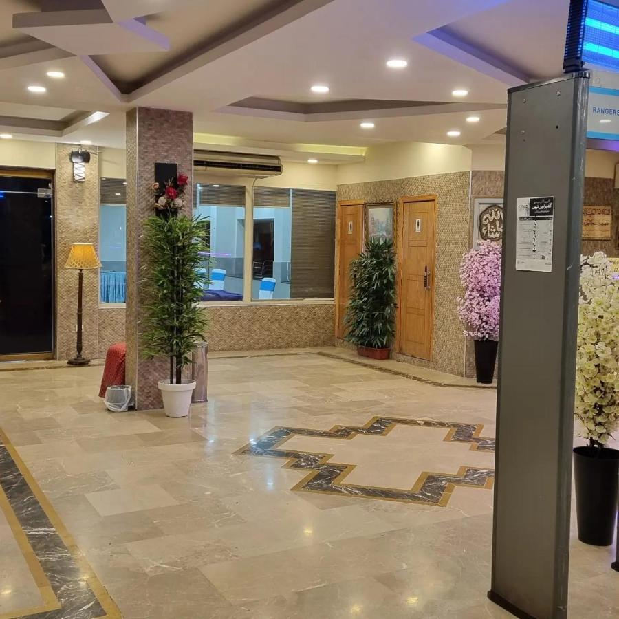 Grace Crown Hotel Islamabad Esterno foto
