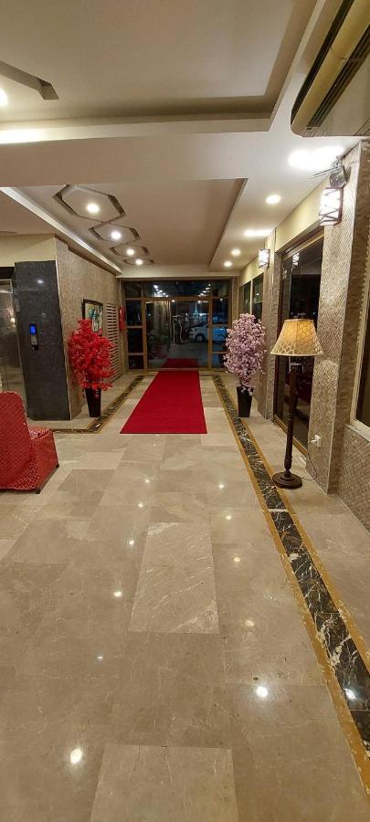 Grace Crown Hotel Islamabad Esterno foto