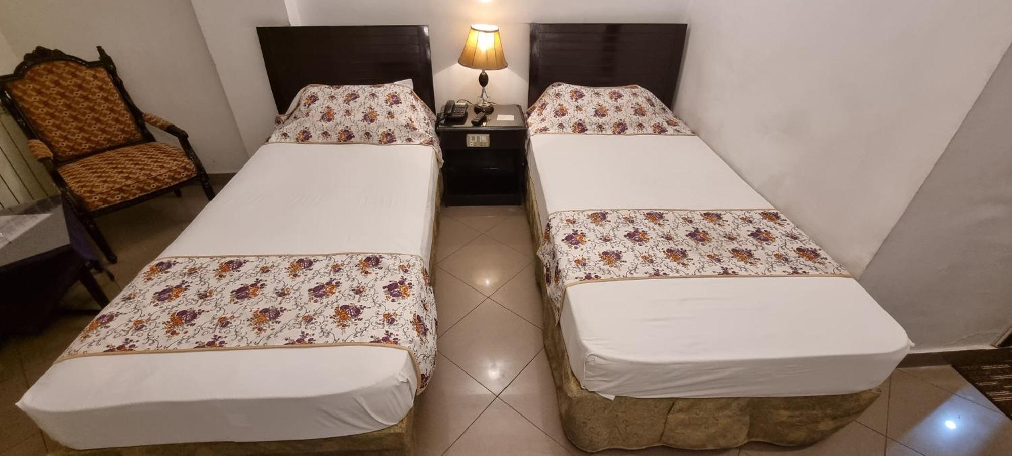 Grace Crown Hotel Islamabad Esterno foto